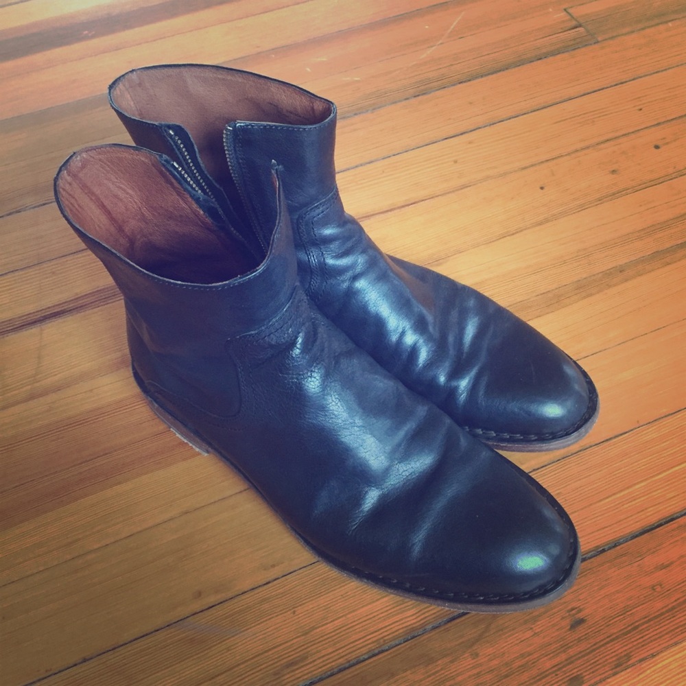 Frye Mark Inside Zip Black Boots, Size 11